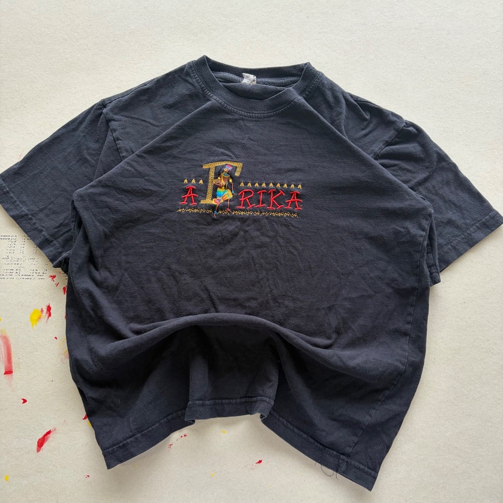 Vintage 90s Afrika Embroidered T-shirt